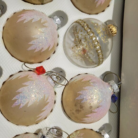 Glass Christmas Ornaments VINTAGE Lot 24 pcs boxed Rauch Ind. Frosted Kitschy - Picture 4 of 12